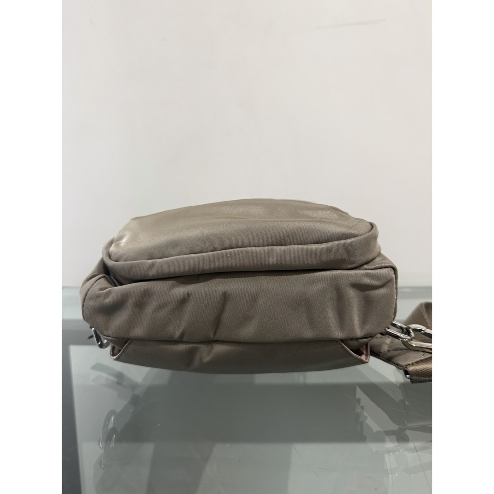 Authentic TUMI Nylon One Shoulder Backpack - Picture 5 of 9
